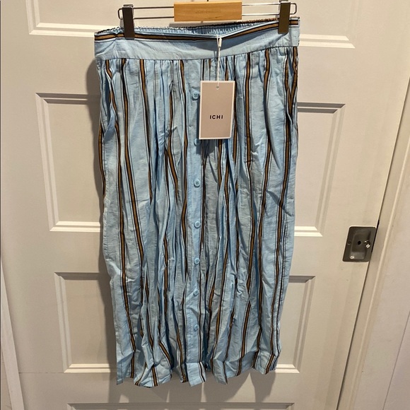 ICHI Dresses & Skirts - NWT ICHI Women's Blue Striped Skirt
